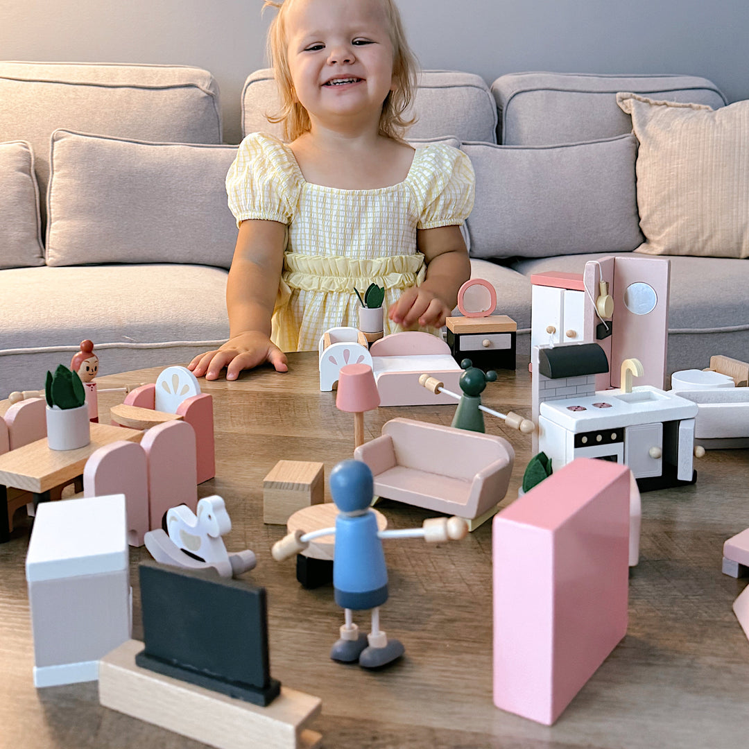mini dollhouse