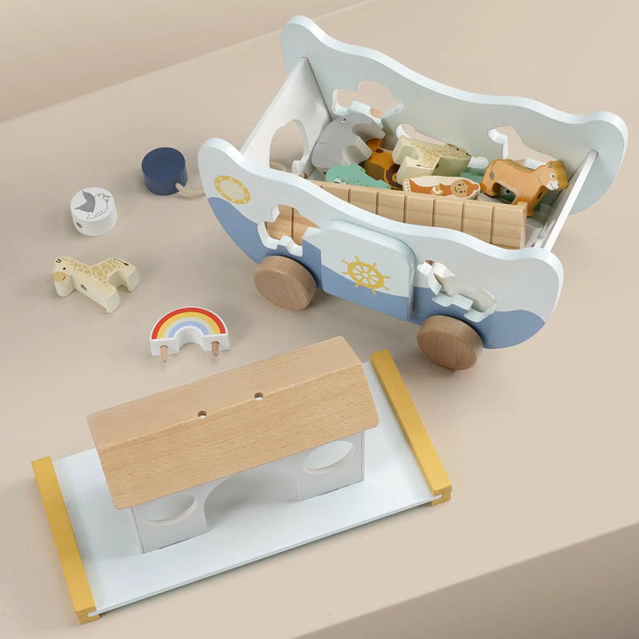 Wooden Noah's Ark Toy for Montessori Learning 